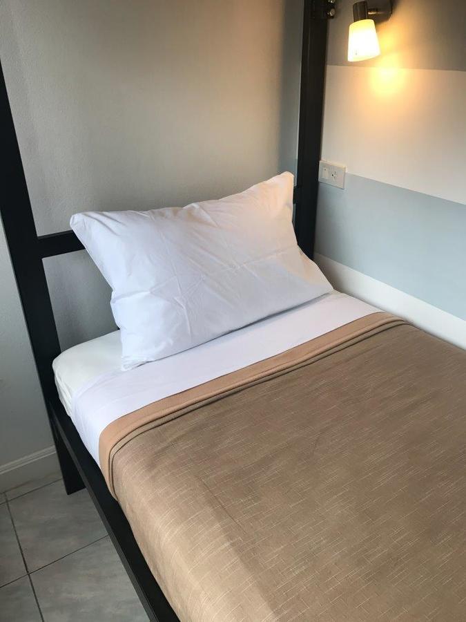 Airlink Bnb Бангкок Екстер'єр фото